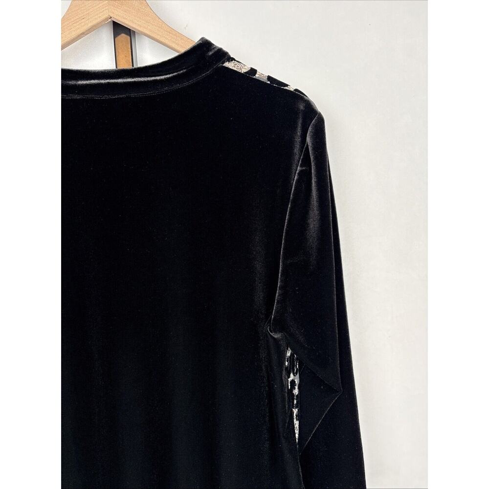 Chico's Travelers Black Velvet Swirl Button Up Blouse Women's L Artsy Sheer - Picture 10 of 13
